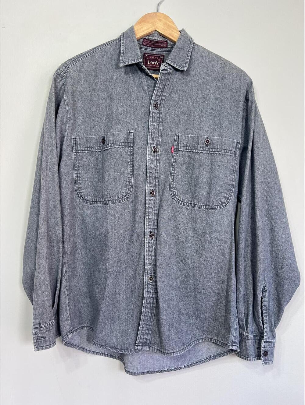 Vintage Levi's "Authentique" Denim Button Up Shirt Men's Size M